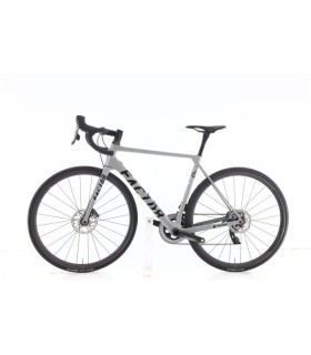 Factor O2 VAM Carbon AXS 12V