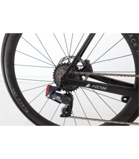 Factor O2 VAM Carbon AXS 12V