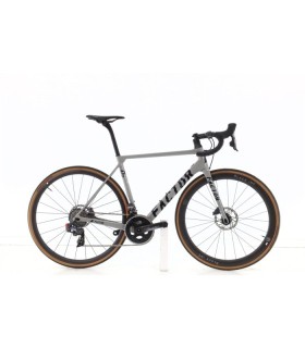 Factor O2 VAM Carbon AXS 12V