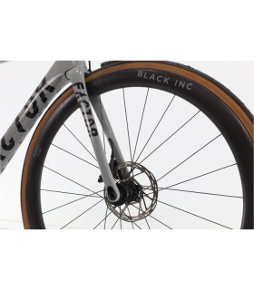 Factor O2 VAM Carbon AXS 12V