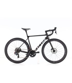 Factor O2 VAM Carbon AXS 12V