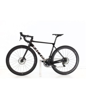 Factor O2 VAM Carbon AXS 12V