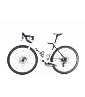 Factor O2 VAM Carbon AXS 12V