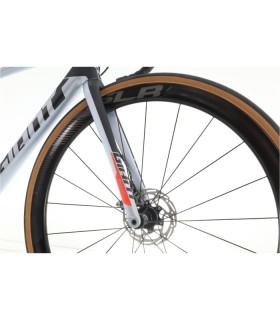 Giant Advanced Carbon Di2 11V